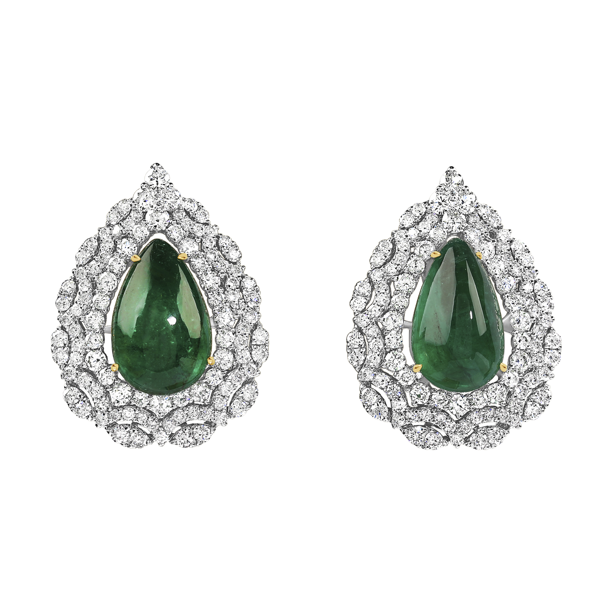 Advanced retouching to enhance gemstone colour, refine details and achieve a premium jewellery finish.